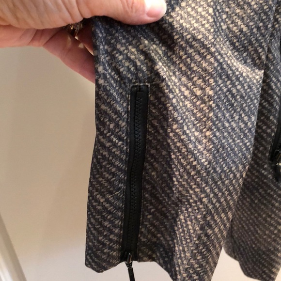 Women’s trench coat - Picture 4 of 8